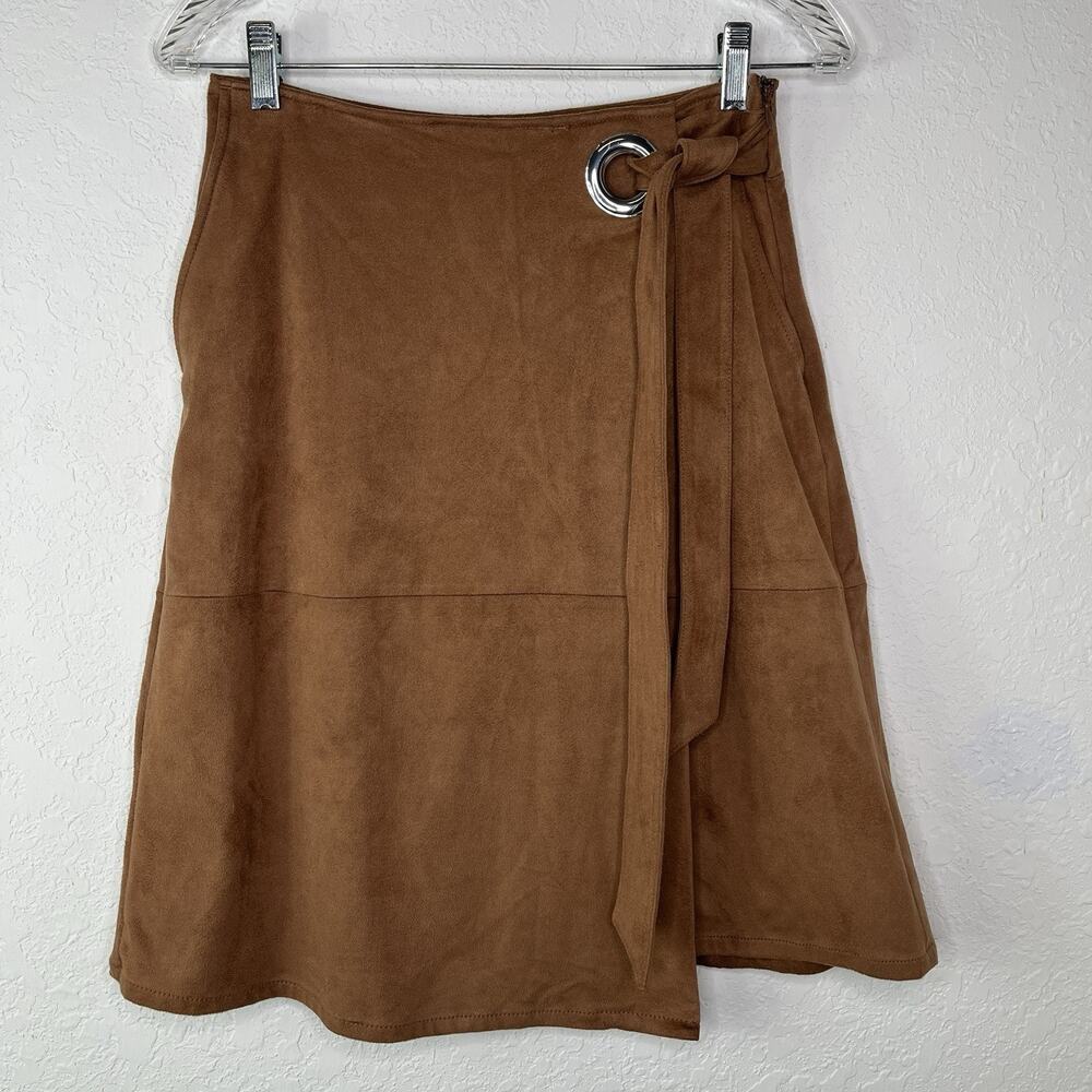 White House Black Market Faux Suede Faux Wrap Skirt Size 2, tie and zip on side